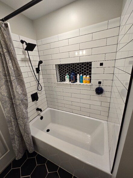 Building Photo - 103 Alhambra Ave