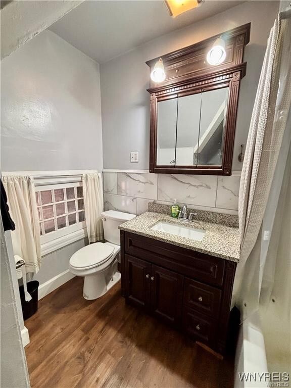 Building Photo - 42 Richmond Ave