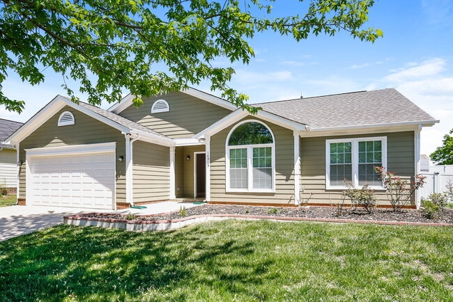 Building Photo - 14913 Forest Mist Way