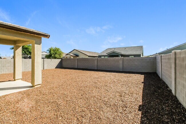 Building Photo - 4611 W Foldwing Dr