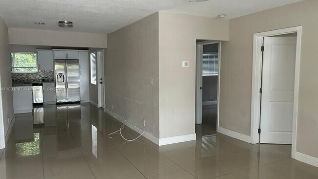 Building Photo - 2771 NW 11th Ct