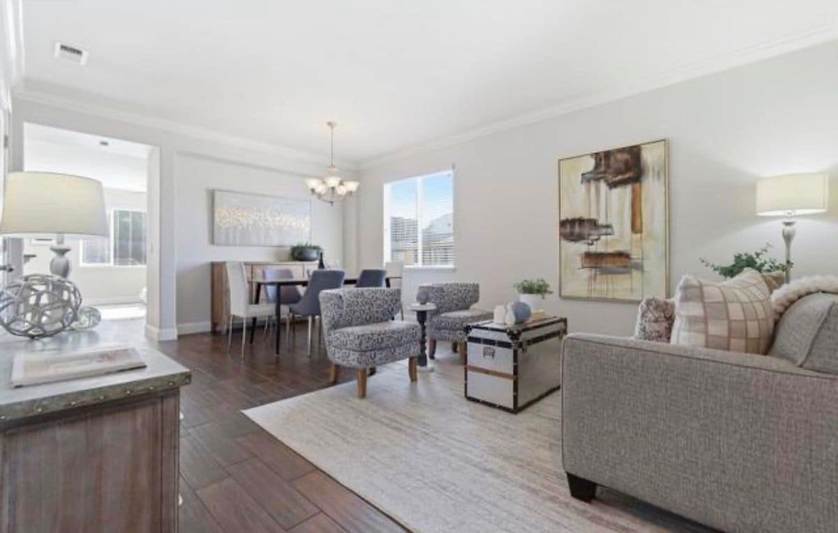 Building Photo - 3042 Barranca Dr