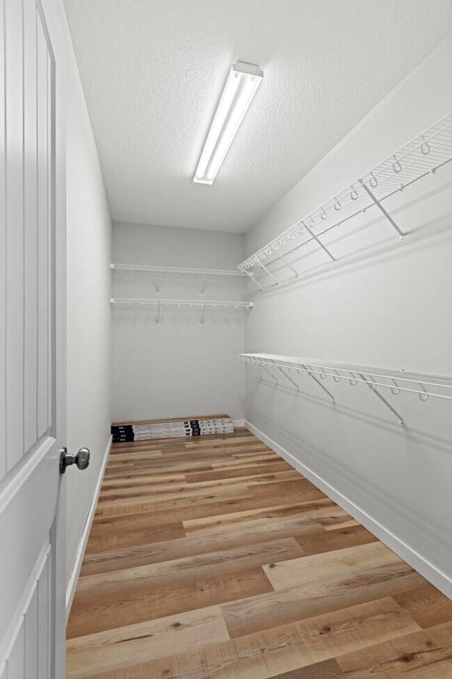 Building Photo - Beautiful home in great neighborhood!