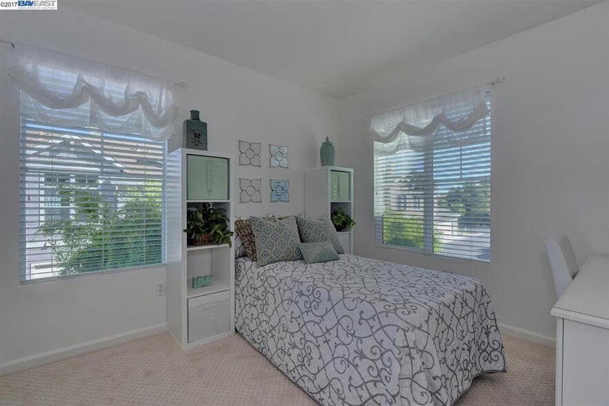 Building Photo - 3179 Calimanco Cmn