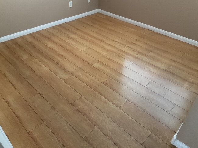 Building Photo - 8510 Sonnet Ct