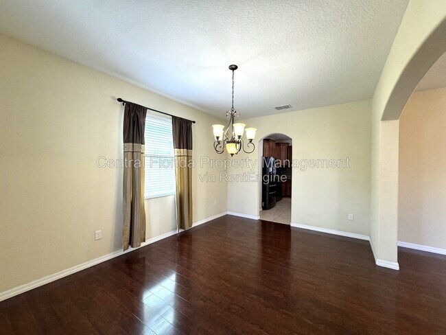 Building Photo - 2890 Spring Breeze Way