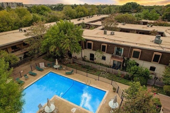 Building Photo - 7801 Shoal Creek Blvd