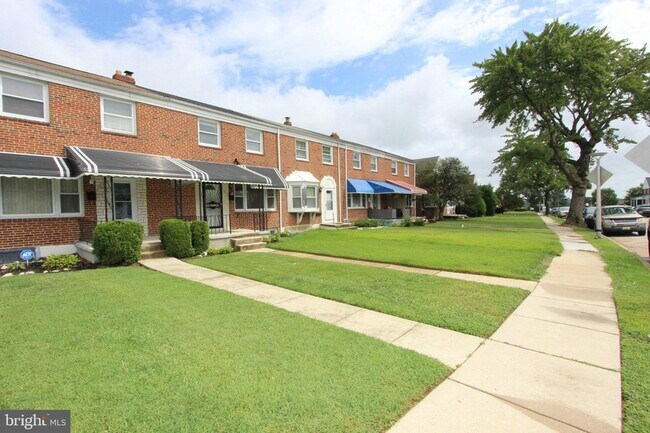 Building Photo - 1612 Sherwood Ave