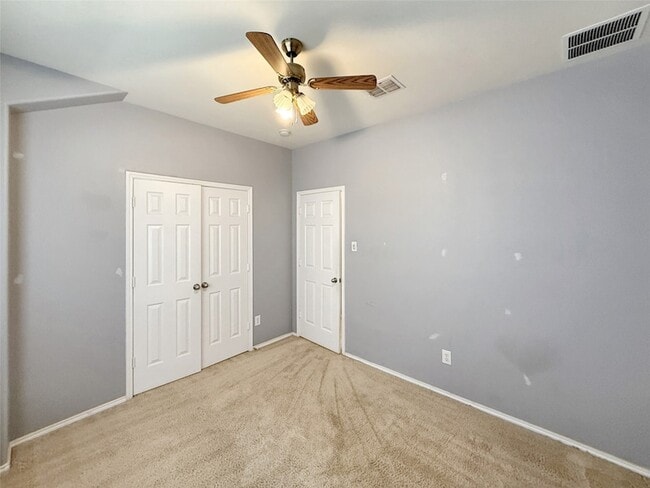 Building Photo - 10420 Devin Ln