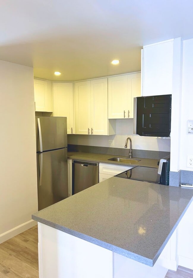 Building Photo - 4120 Third Ave