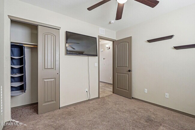 Building Photo - 12776 Tre Maximiliano Ave