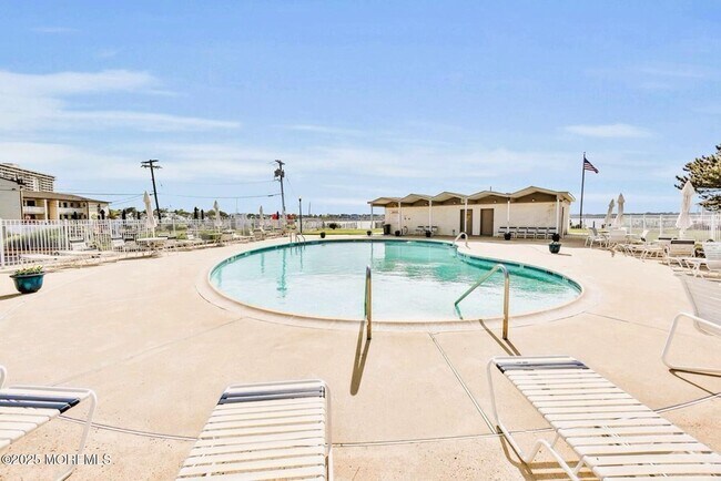 Building Photo - 76 Wharfside Dr