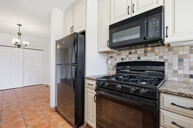 Building Photo - 1514 Marcy Pl