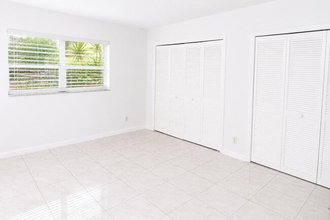 Building Photo - 92 Lariat Cir