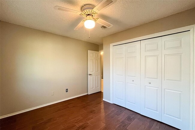 Building Photo - 8705 Clearbrook Trail