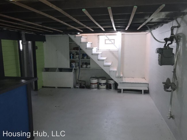 Building Photo - 3 br, 1 bath House - 3250 Humboldt Ave N