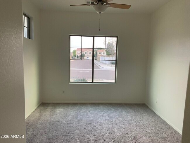 Building Photo - 16770 W Magnolia St