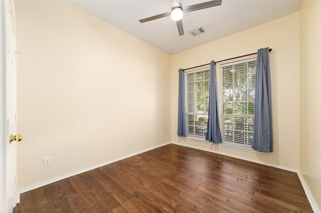 Building Photo - 10302 Rudolph Ct