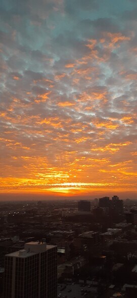 Sunset View from 3102 - 1636 N Wells St