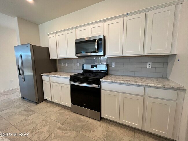 Building Photo - 7846 S New Strike Way