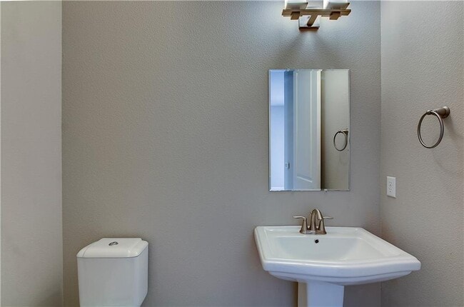 Building Photo - 4541 Mattie St