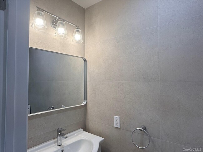 Building Photo - 48-23 44th St