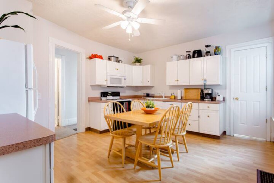 Kitchen - 172 Mansfield St