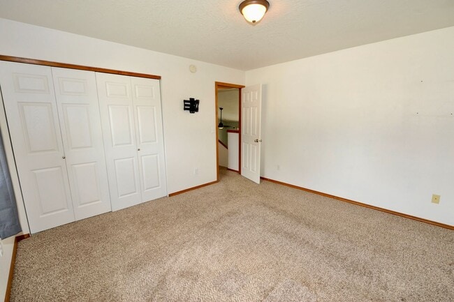 Building Photo - 7682 N Joanna Dr