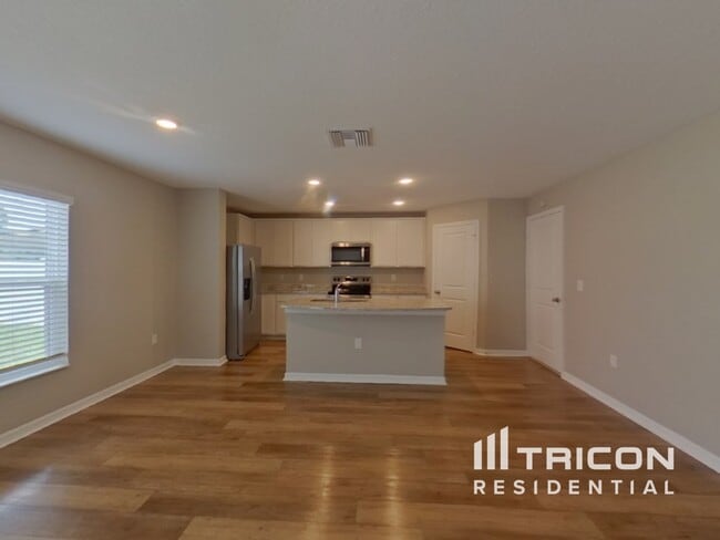 Building Photo - 29350 Fedora Cir