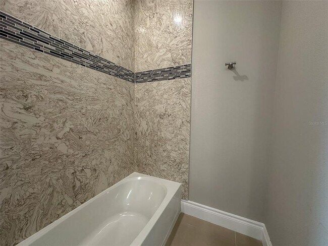 Building Photo - 1866 Brentwood Ct