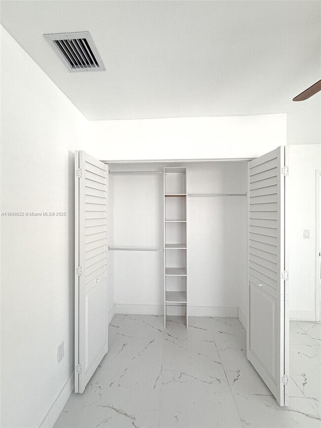 Building Photo - 1064 NW 29th Terrace