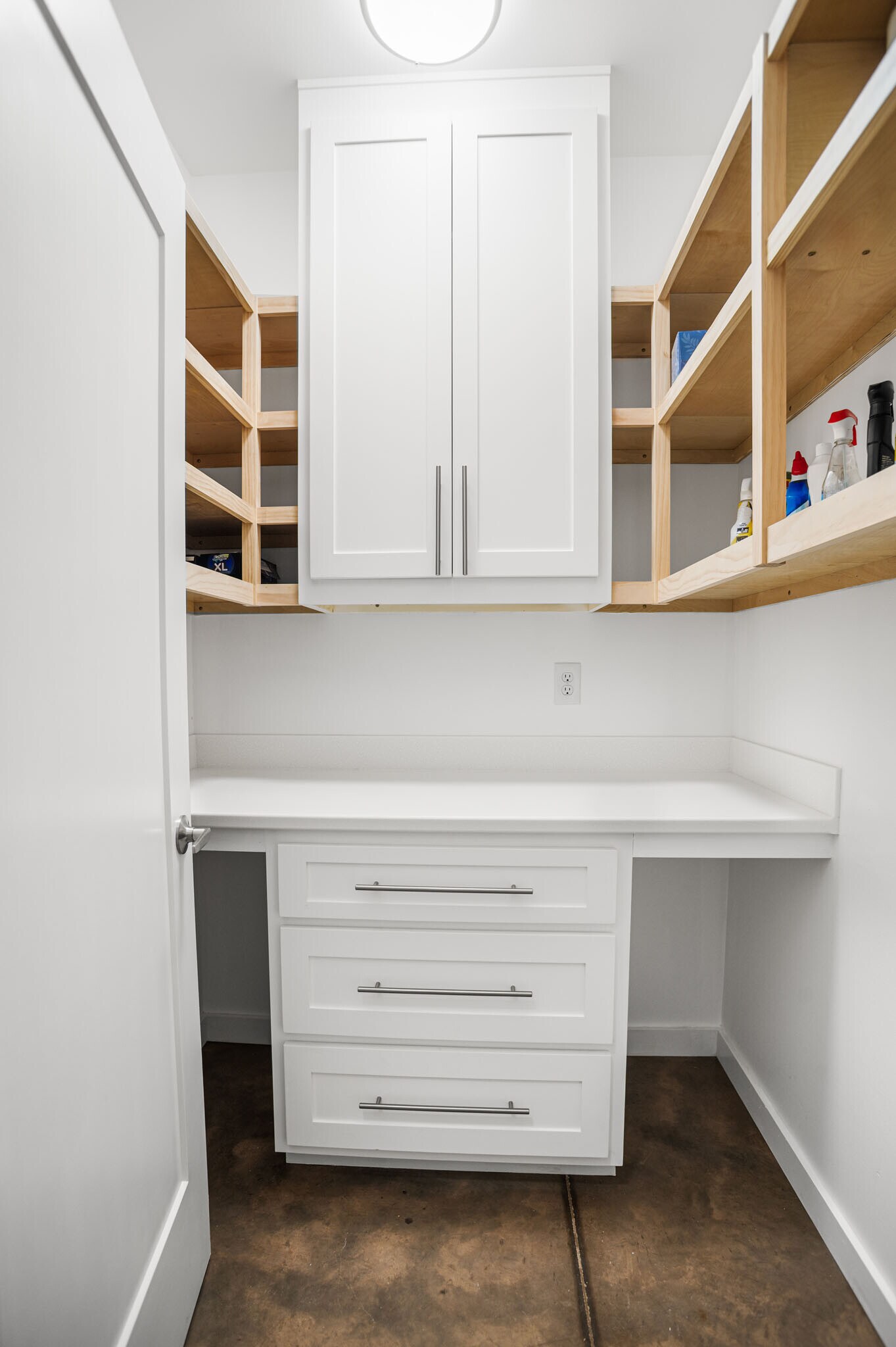 Building Photo - 205 Woodcraft Dr