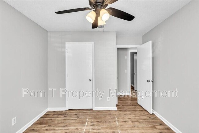 Building Photo - 235 Bordeaux Ln