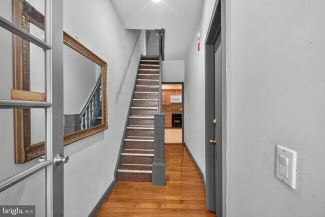 Building Photo - 1425 Jackson St