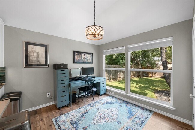 Building Photo - 8716 Bobcat Dr