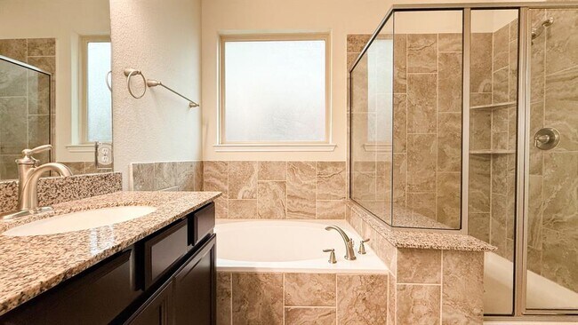 Building Photo - 24707 Royal Pike Dr