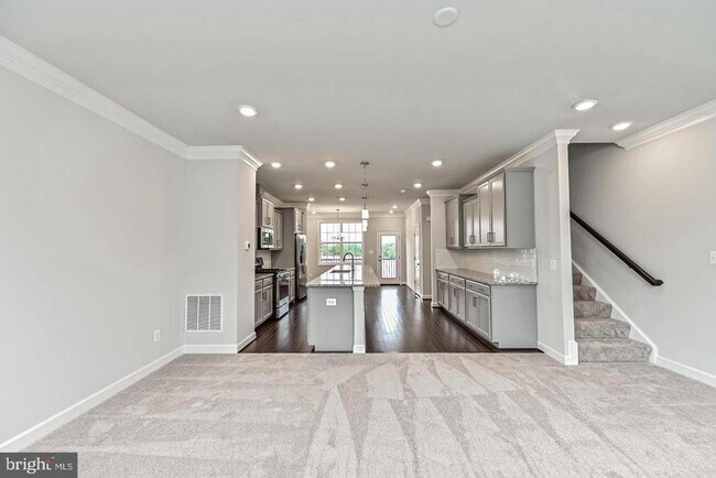 Building Photo - 4404 Fair Lakes Ct