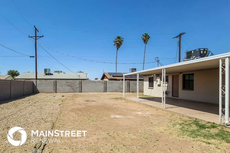 Building Photo - 7540 N 35th Ave