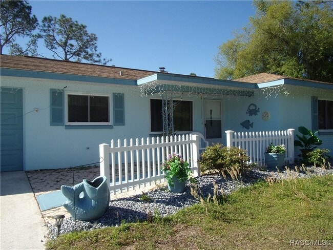 Building Photo - 4960 E Arbor St