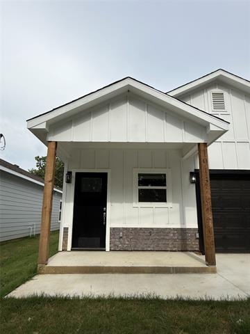 Building Photo - 1913 Ave A