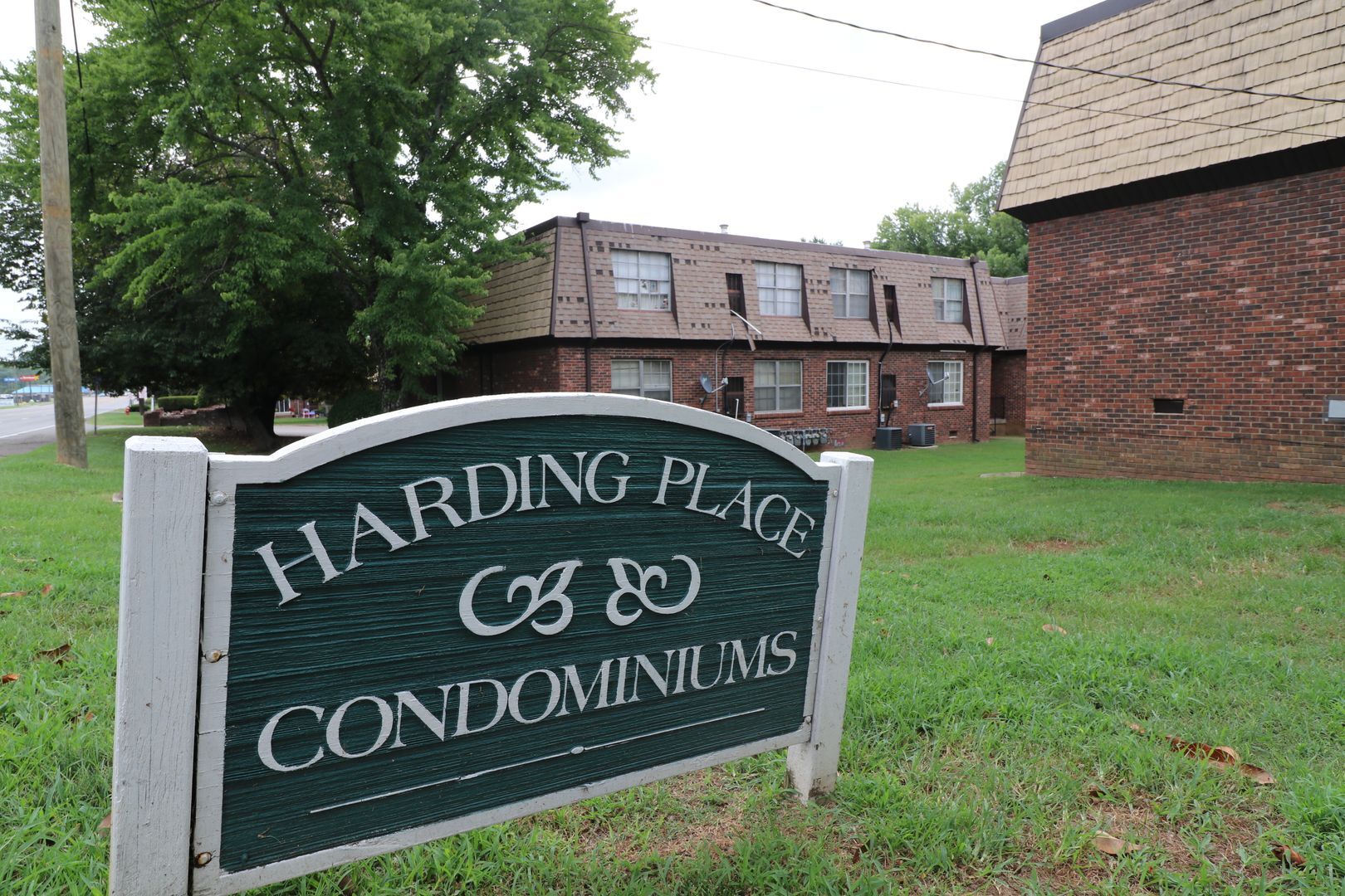 Building Photo - 441 Harding Pl