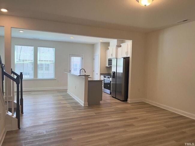 Building Photo - 2007 Nandina Trl