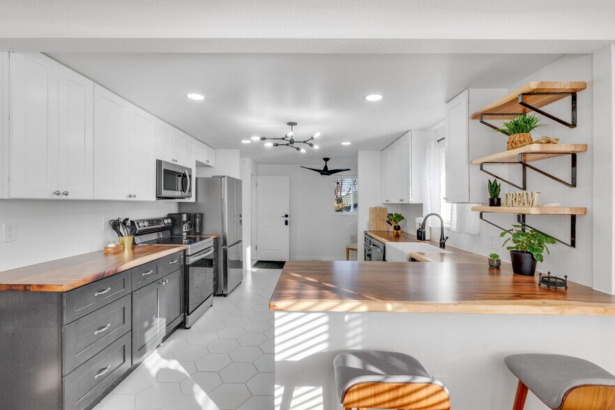 Kitchen - 4720 Federal Blvd