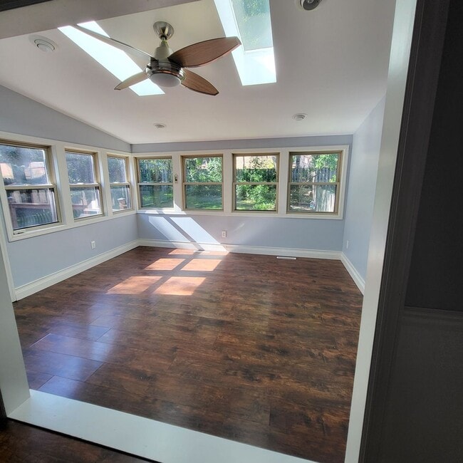 Building Photo - Spacious 3-Bedroom Twin Home in Prime Eden...
