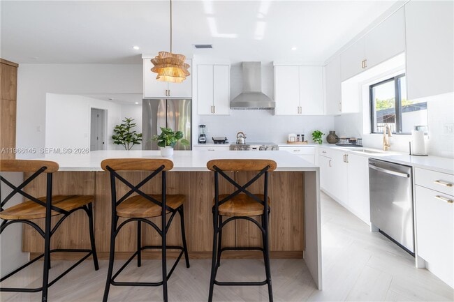 Building Photo - 1420 SW 17th St