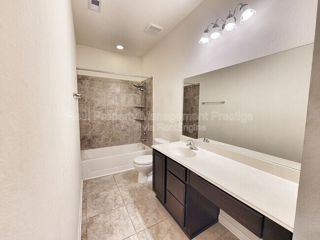 Building Photo - 1618 Cintola Ln