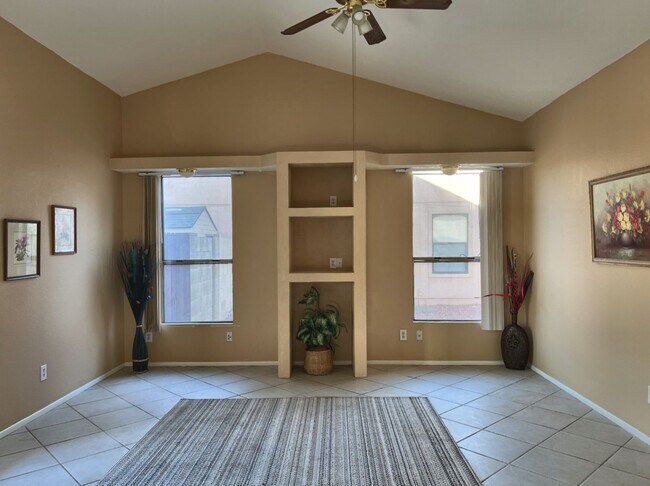 Building Photo - LARGE REMODELED 4BR 2BA HOUSE WITH GARAGE, GRANITE COUNTERS, BUILT-IN BREAKFAST BAR, TILE FLOORS
