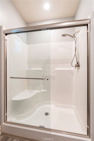 Building Photo - 102 Spectacle