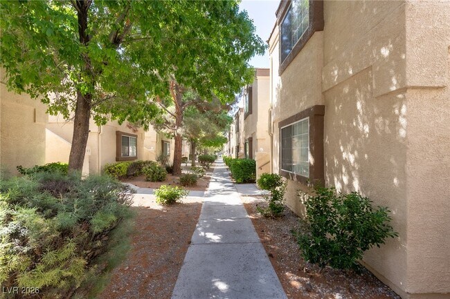 Building Photo - 3673 Ian Thomas St