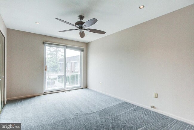 Building Photo - 204 Saratoga Ct
